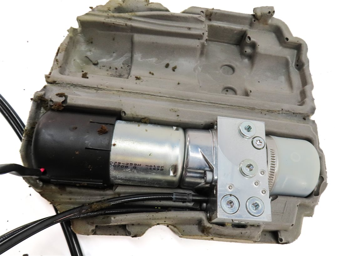 Thumbnail 7: 2006-2009 MERCEDES ML-CLASS (W164) REAR TRUNK LIFT MOTOR w/ RAM & LINES (4-PIN)