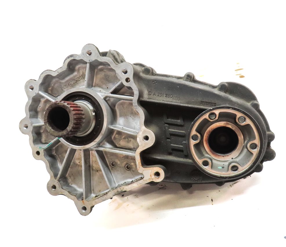 Thumbnail 2: 2006-2012 MERCEDES GL ML R CLASS (W164 W251 X164) FRONT TRANSFER CASE ASSEMBLY