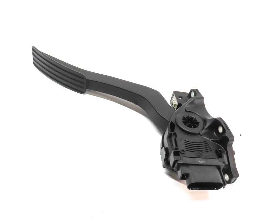 Thumbnail 1: 2014 RANGE ROVER SPORT (L494) DRIVER THROTTLE ACCELERATOR GAS PEDAL ASSEMBLY