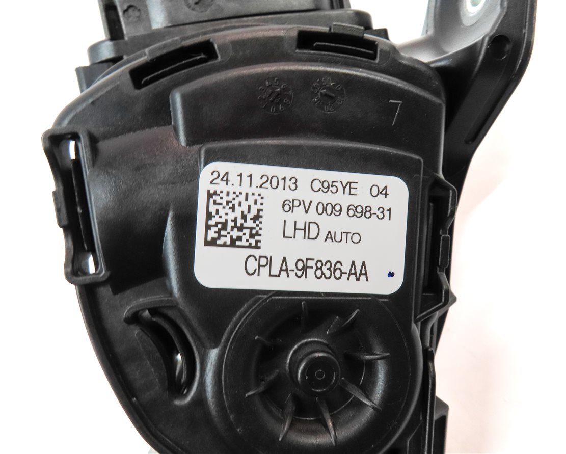 Thumbnail 6: 2014 RANGE ROVER SPORT (L494) DRIVER THROTTLE ACCELERATOR GAS PEDAL ASSEMBLY