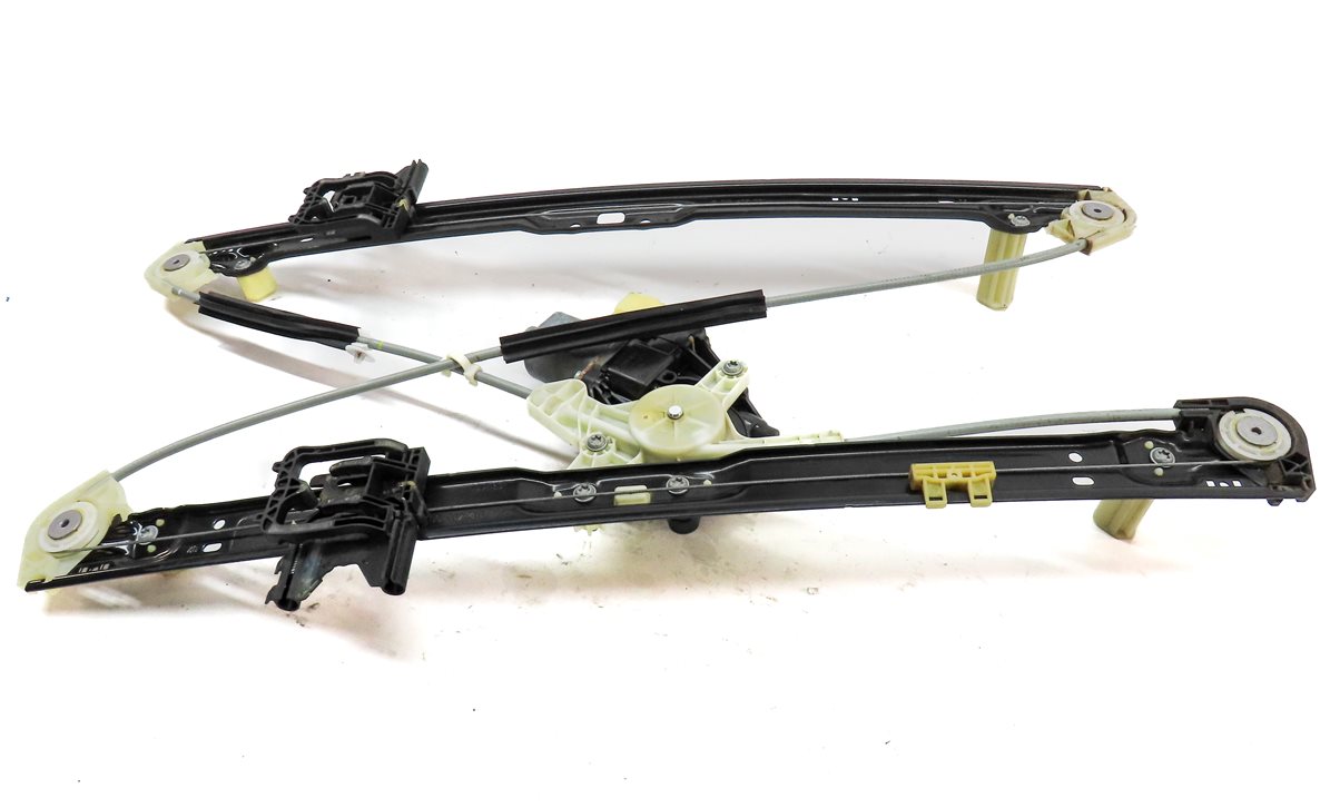 Thumbnail 2: 2014-2020 RANGE ROVER SPORT (L494) REAR LEFT DOOR WINDOW REGULATOR w/MOTOR