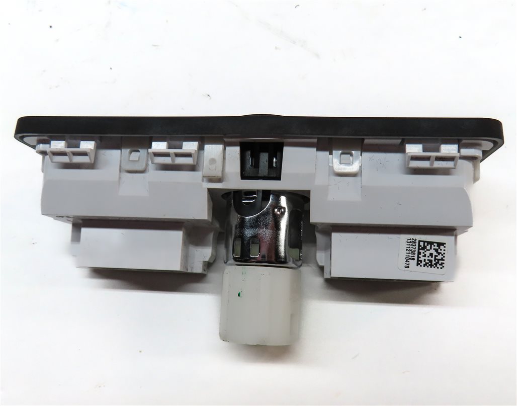 Thumbnail 6: 2014 RANGE ROVER SPORT (L494) AUXILIARY AUX USB PLUG JACK w/ 12V SOCKET PANEL