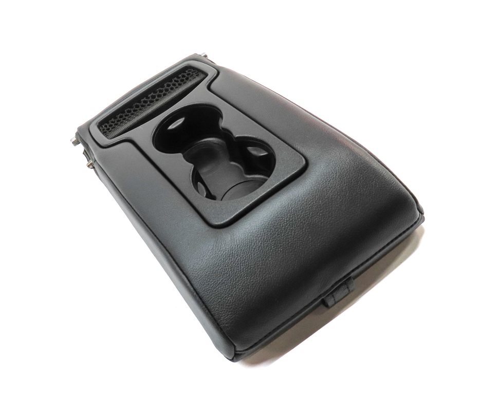 Thumbnail 3: 2014 RANGE ROVER SPORT (L494) 2ND ROW CENTER SEAT BACK CONSOLE ARMREST CUPHOLDER