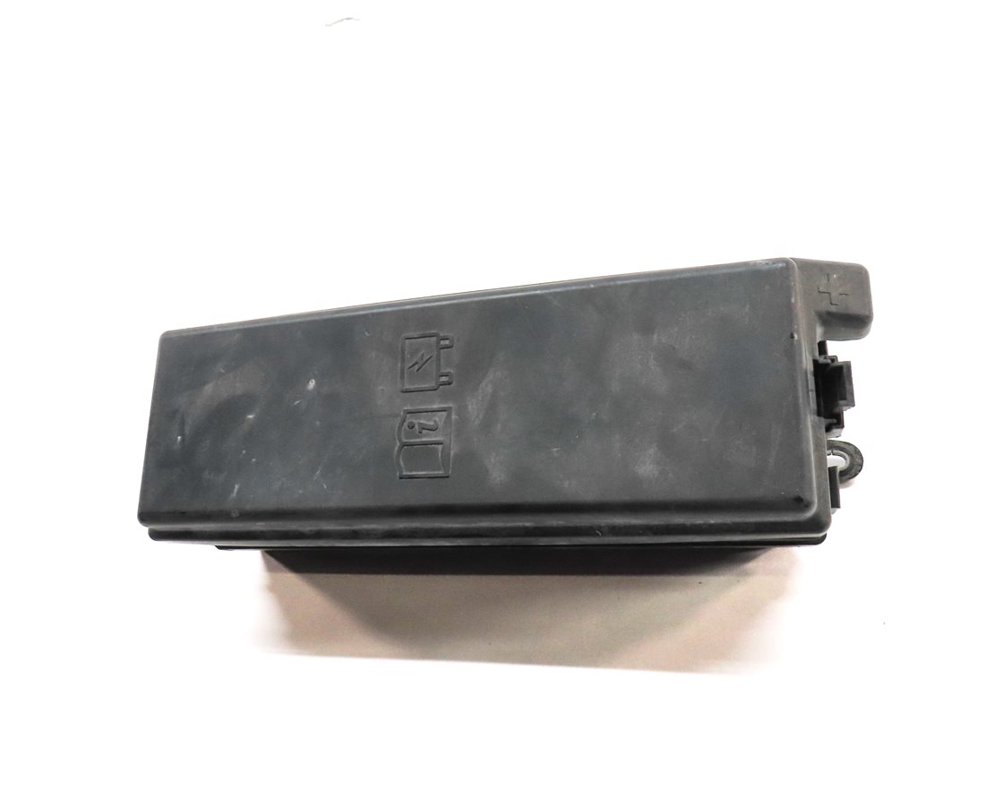 Thumbnail 2: 2014 RANGE ROVER SPORT (L494) 3.0L SUPERCHARGED ENGINE RELAY ELCTRIC FUSE BOX