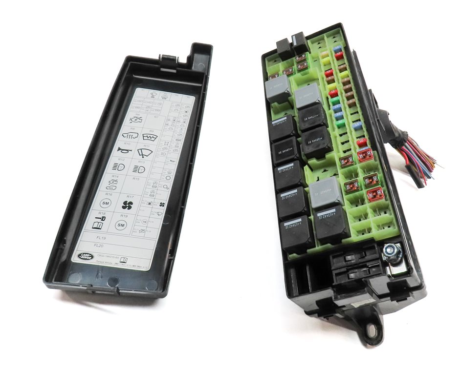 Thumbnail 4: 2014 RANGE ROVER SPORT (L494) 3.0L SUPERCHARGED ENGINE RELAY ELCTRIC FUSE BOX