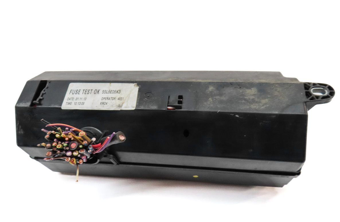 Thumbnail 7: 2014 RANGE ROVER SPORT (L494) 3.0L SUPERCHARGED ENGINE RELAY ELCTRIC FUSE BOX