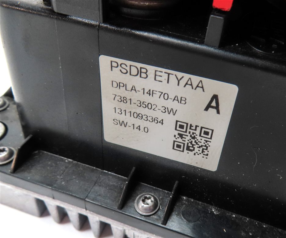 Thumbnail 4: 14 ROVER SPORT (L494) 3.0L ENGINE IGNITION START STOP POWER DISTRIBUITION MODULE