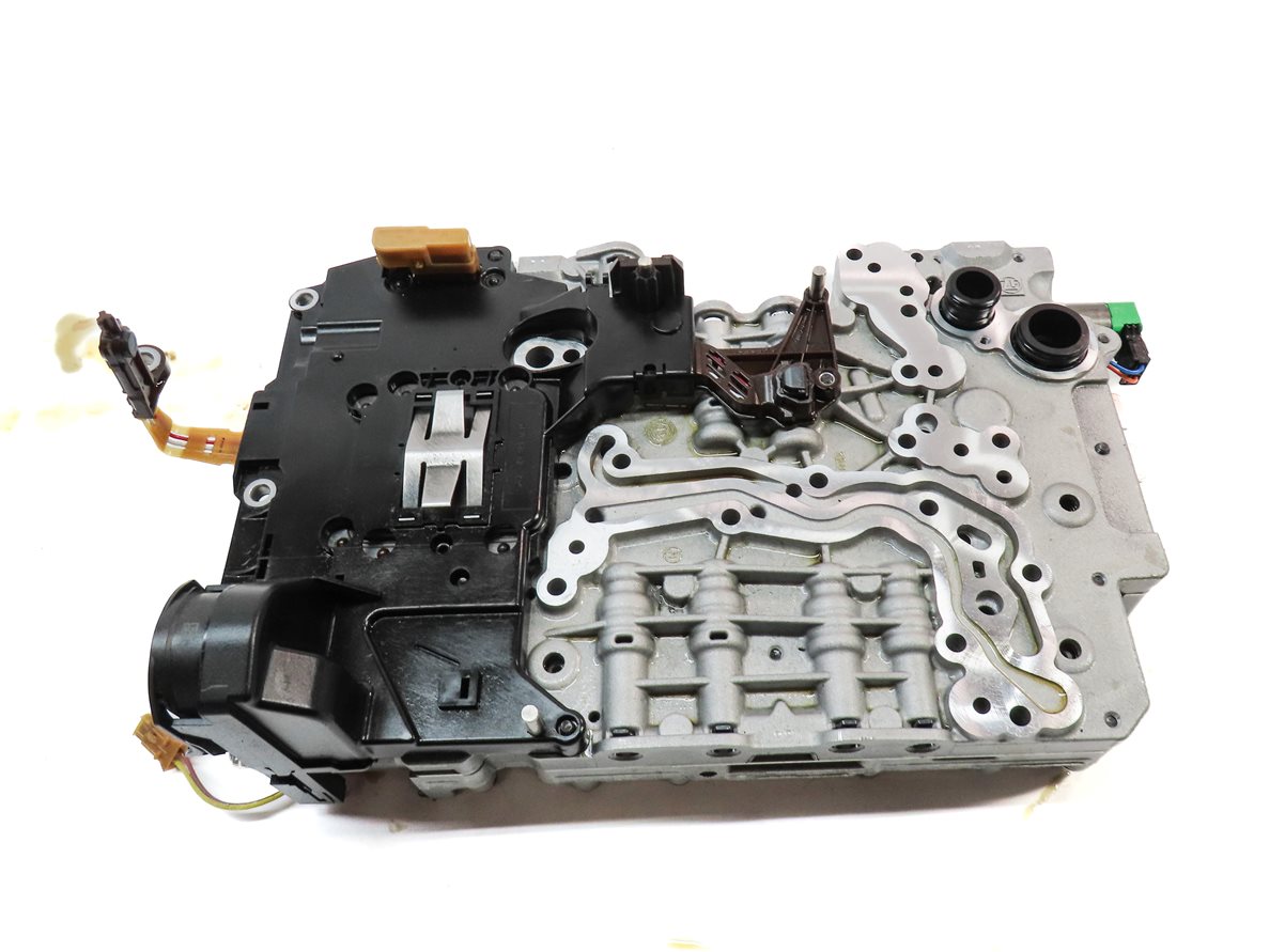 Thumbnail 4: 14-16 LR4 RANGE ROVER SPORT (L494) 3.0L 8HP-70 AUTOMATIC TRANSMISSION VALVE BODY