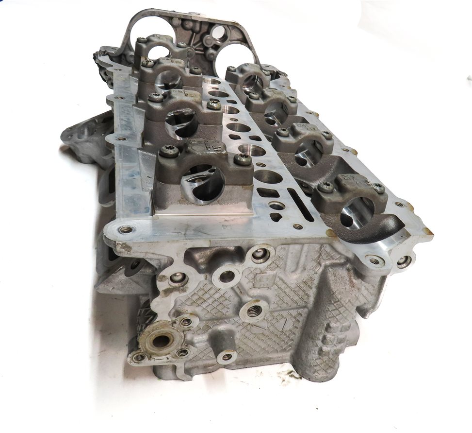 Thumbnail 6: 14-19 JAGUAR XE XF XJ RANGE ROVER SPORT LR4 - 3.0L AJ126 SC RIGHT CYLINDER HEAD