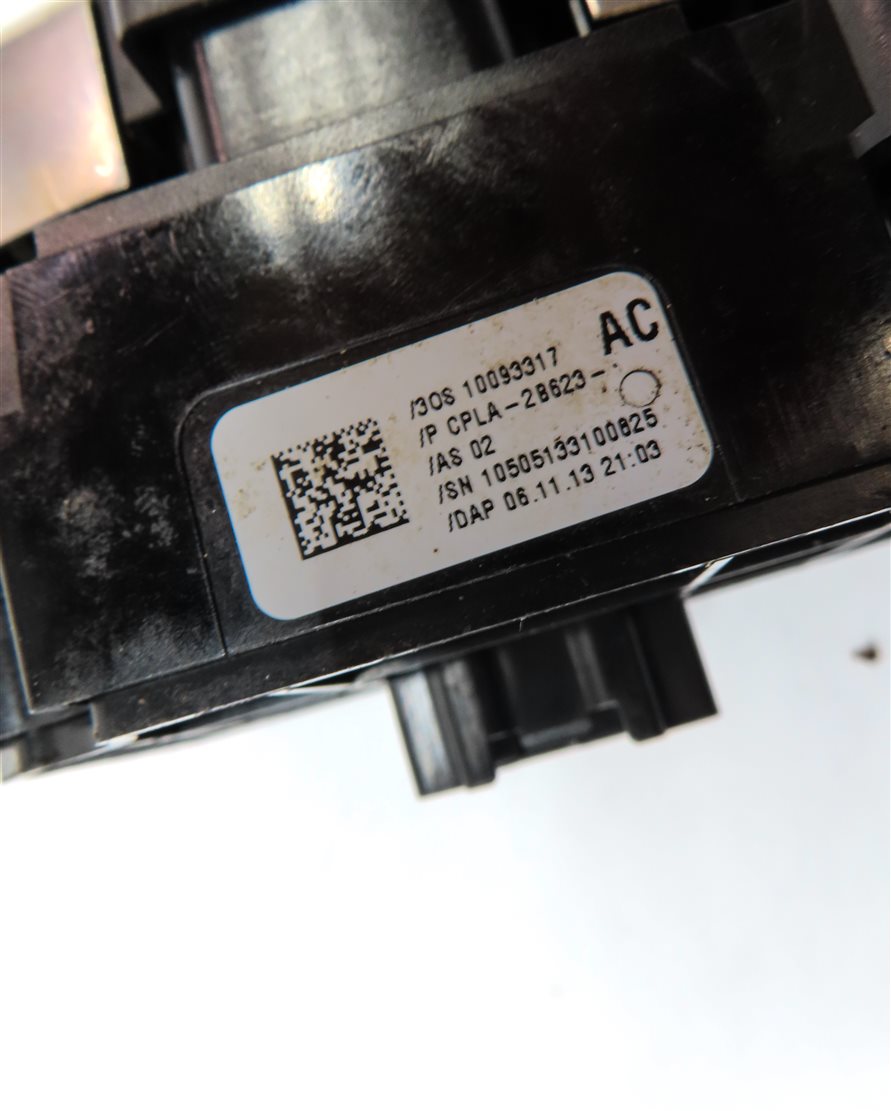 Thumbnail 6: 2014 RANGE ROVER SPORT (L494) ELECTRONIC EMERGENCY PARK PARKING BRAKE SWITCH