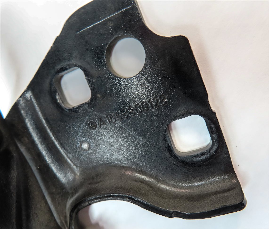 Thumbnail 7: 12-19 MERCEDES GL ML (W166 X166) FRONT LEFT & RIGHT HOOD HINGE SET (Black)