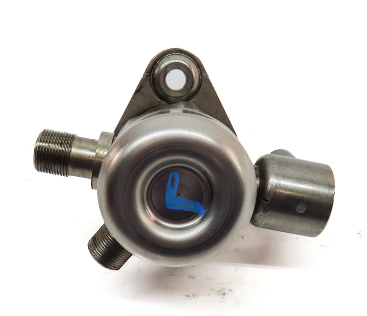 Thumbnail 7: 2011-2020 MERCEDES E500 E550 S600 SL450 SL550 GL550 LEFT MECHANICAL FUEL PUMP