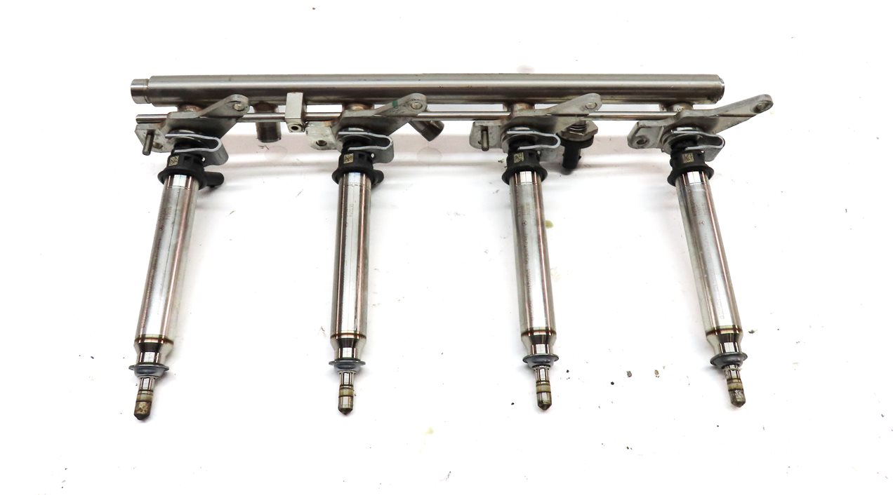 Thumbnail 11: 2013 MERCEDES ML550 (W166) 4.6L (278.928) ENGINE FUEL INJECTOR SET w/ RAILS