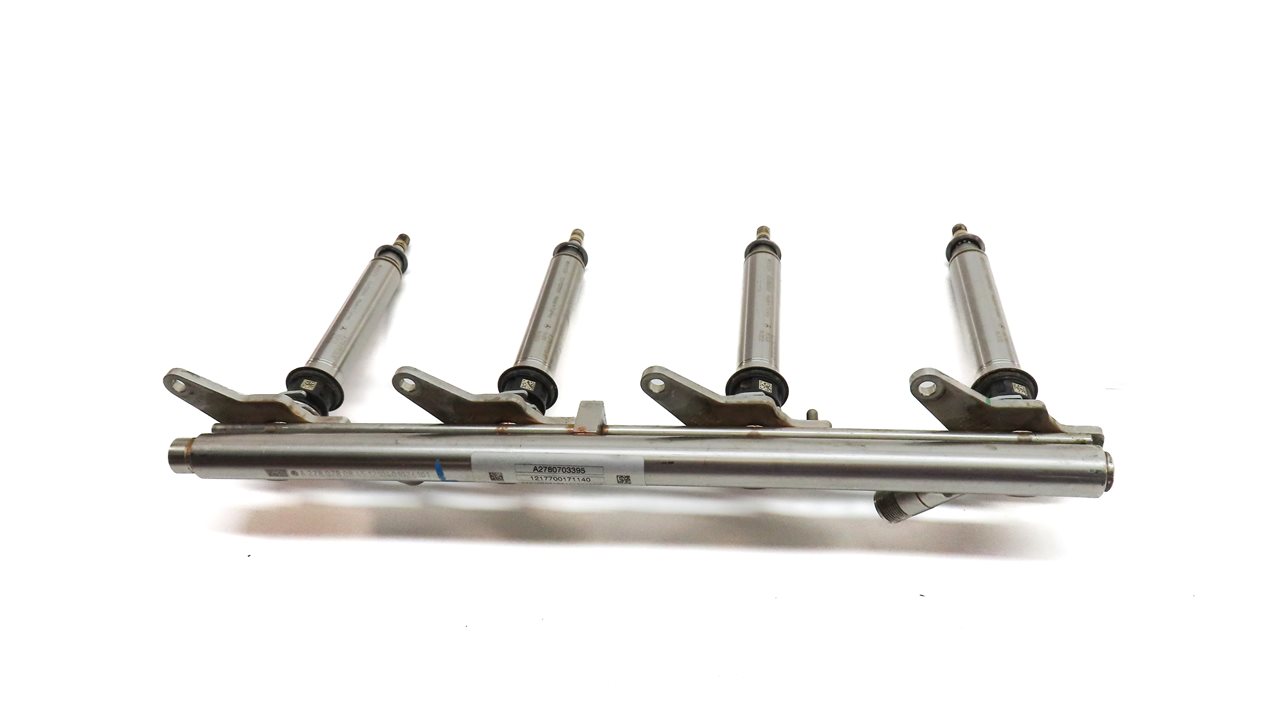 Thumbnail 5: 2013 MERCEDES ML550 (W166) 4.6L (278.928) ENGINE FUEL INJECTOR SET w/ RAILS