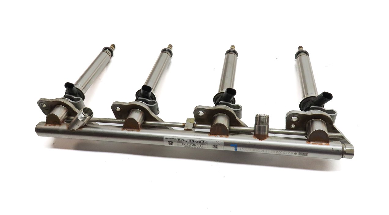 Thumbnail 6: 2013 MERCEDES ML550 (W166) 4.6L (278.928) ENGINE FUEL INJECTOR SET w/ RAILS