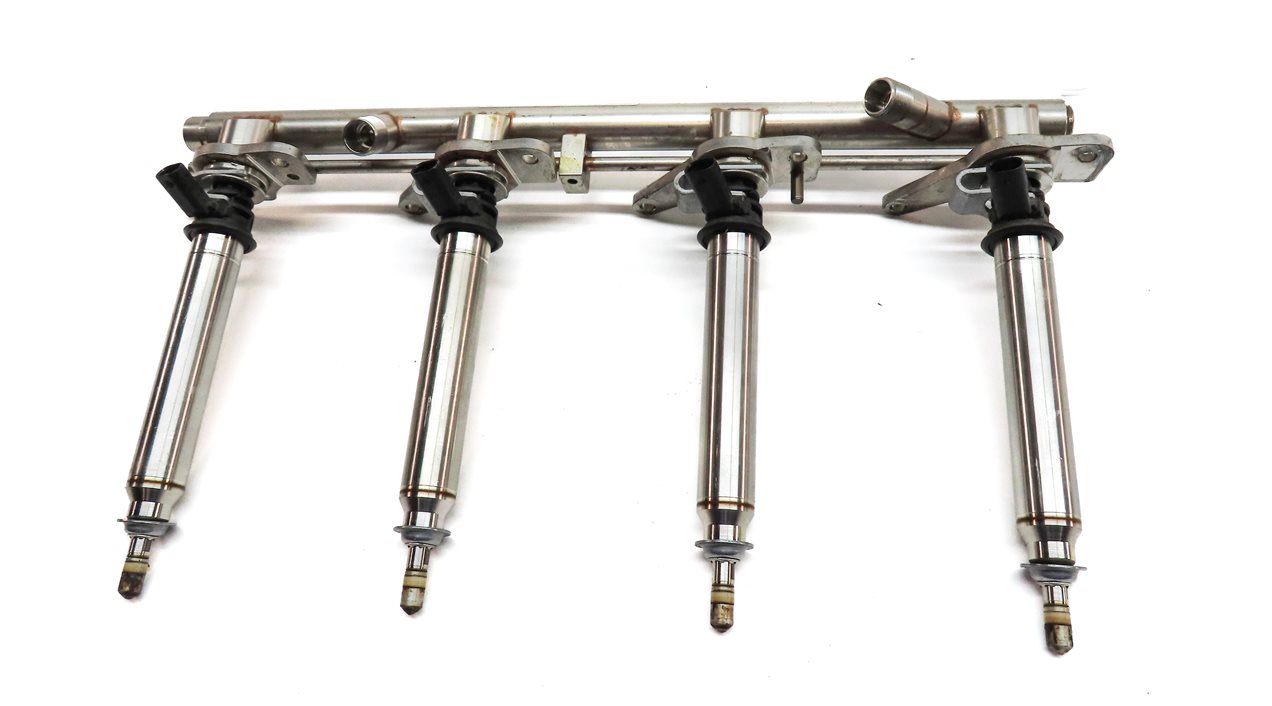 Thumbnail 7: 2013 MERCEDES ML550 (W166) 4.6L (278.928) ENGINE FUEL INJECTOR SET w/ RAILS