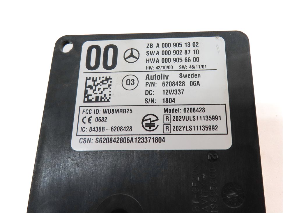 Thumbnail 4: 13 MERCEDES ML550 W166 FRONT RADAR COLLISION AVOIDANCE SENSOR MODULE