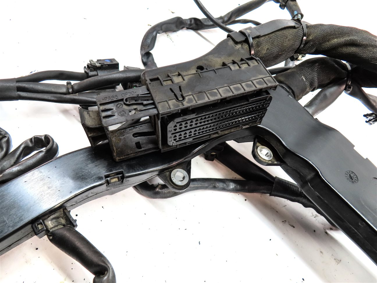 Thumbnail 7: 2013 MERCEDES ML550 (W166) 4.6L (278.928) ENGINE MOTOR WIRE WIRING HARNESS LOOM