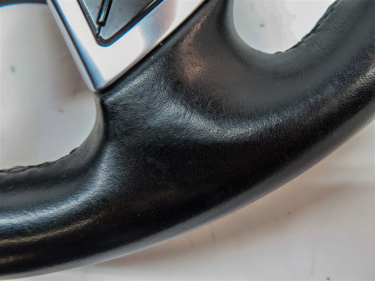 Thumbnail 8: 12-16 ML GL (W166 X166) 4 SPOKE BLACK LEATHER STEERING WHEEL w/ SWITCHES PADDLES