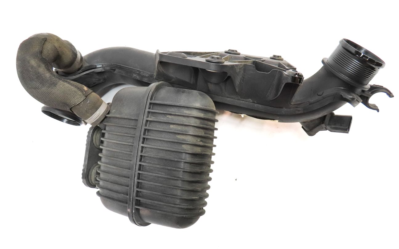 Thumbnail 3: 13 AUDI A5 (B8 8T) 2.0L (CPMA) ENGINE INTERCOOLER PRESSURE PIPE HOSE DAMPER BOX