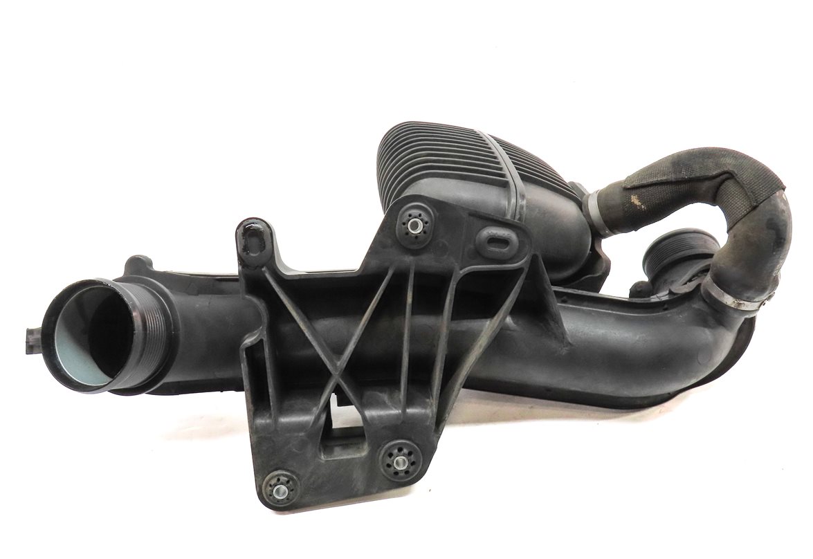 Thumbnail 6: 13 AUDI A5 (B8 8T) 2.0L (CPMA) ENGINE INTERCOOLER PRESSURE PIPE HOSE DAMPER BOX