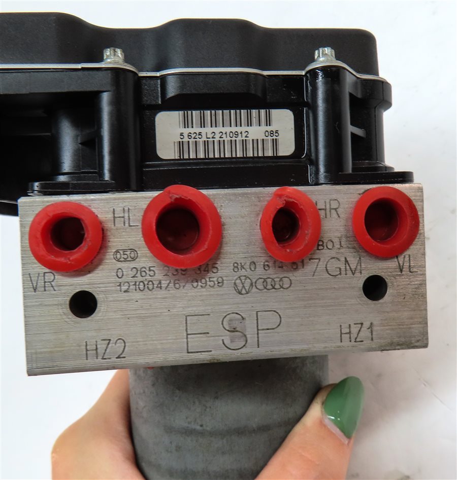 Thumbnail 9: 2013 AUDI A4 S4 A5 S5 (B8 8K 8T) QUATTRO AWD ABS ANTI LOCK BRAKE PUMP w/ MODULE