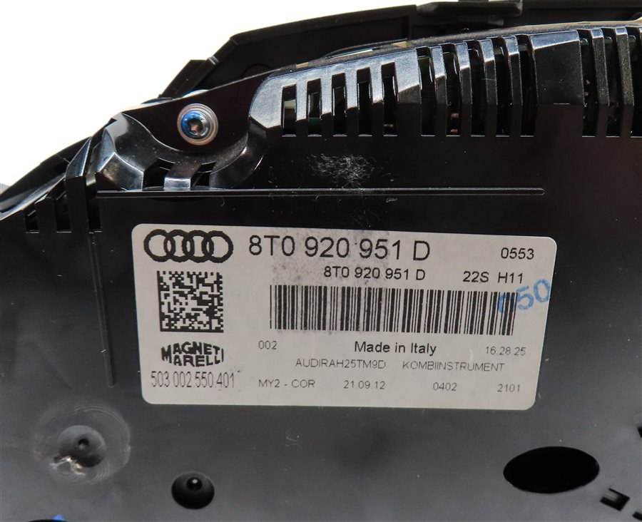 Thumbnail 16: 2013 AUDI A5 (B8 8T) 2.0L SPEEDOMETER BODY ENGINE MODULE & KEY SET BCM ECM ECU