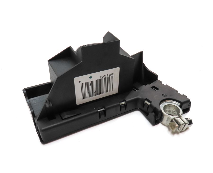 Thumbnail 3: 2013 AUDI A5 (B8 8T) 2.0L (CPMA) ENGINE POSITIVE BATTERY TERMINAL OVERLOAD FUSE