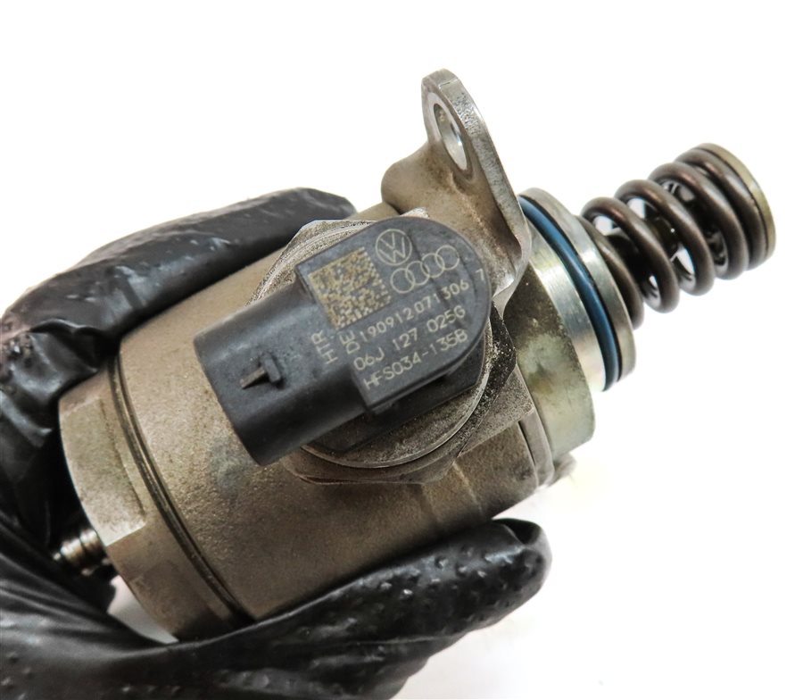 Thumbnail 6: 13-17 AUDI A4 A5 A6 Q5 TT (B8 C7 8K 8T 8R MK3) 2.0L ENGINE MECHANICAL FUEL PUMP