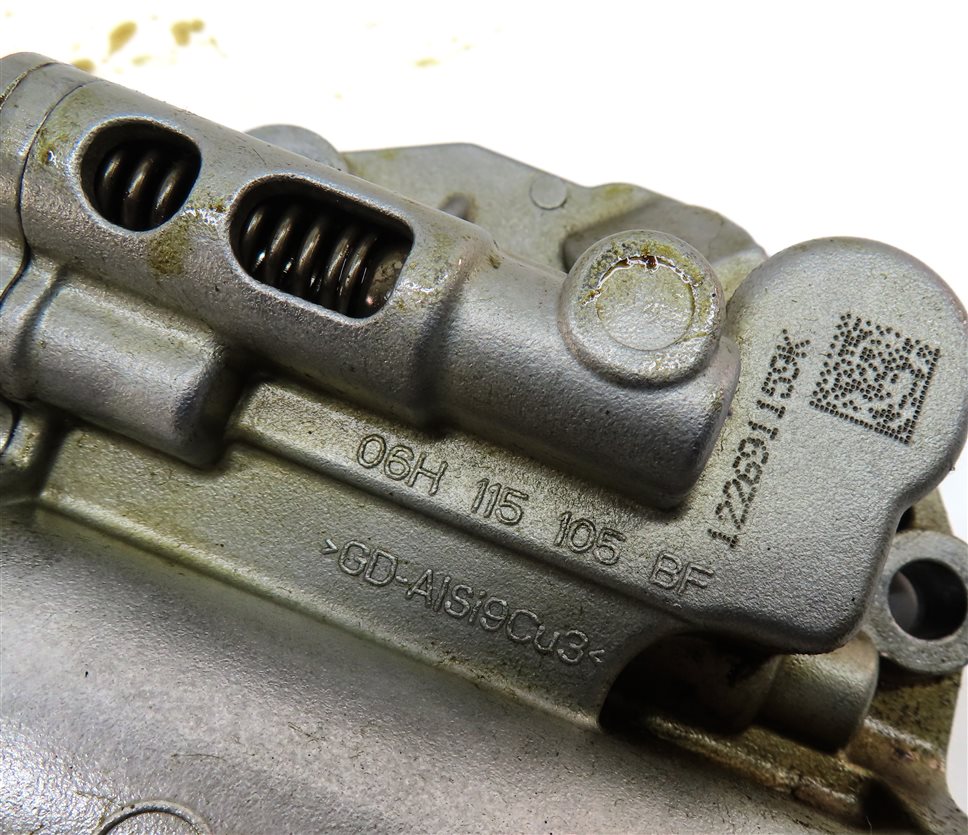 Thumbnail 7: 2013 AUDI A5 (B8 8T) 2.0L (CPMA) ENGINE MOTOR OIL FLUID PUMP w/ PICK UP TUBE