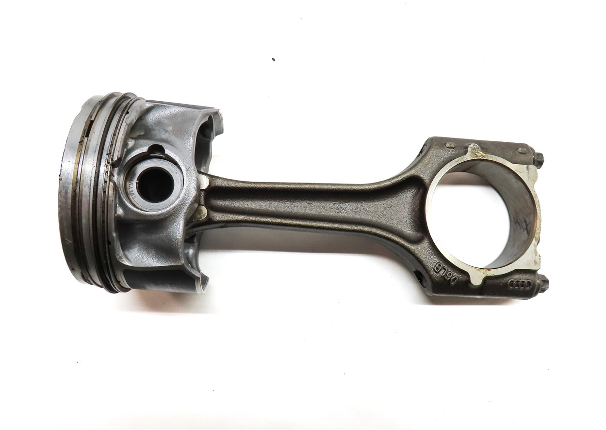 Thumbnail 8: 11-18 VW AUDI - A3 A4 A5 A6 Q5 TT BEETLE JETTA TIGUAN 2.0L TURBO PISTON SET/4