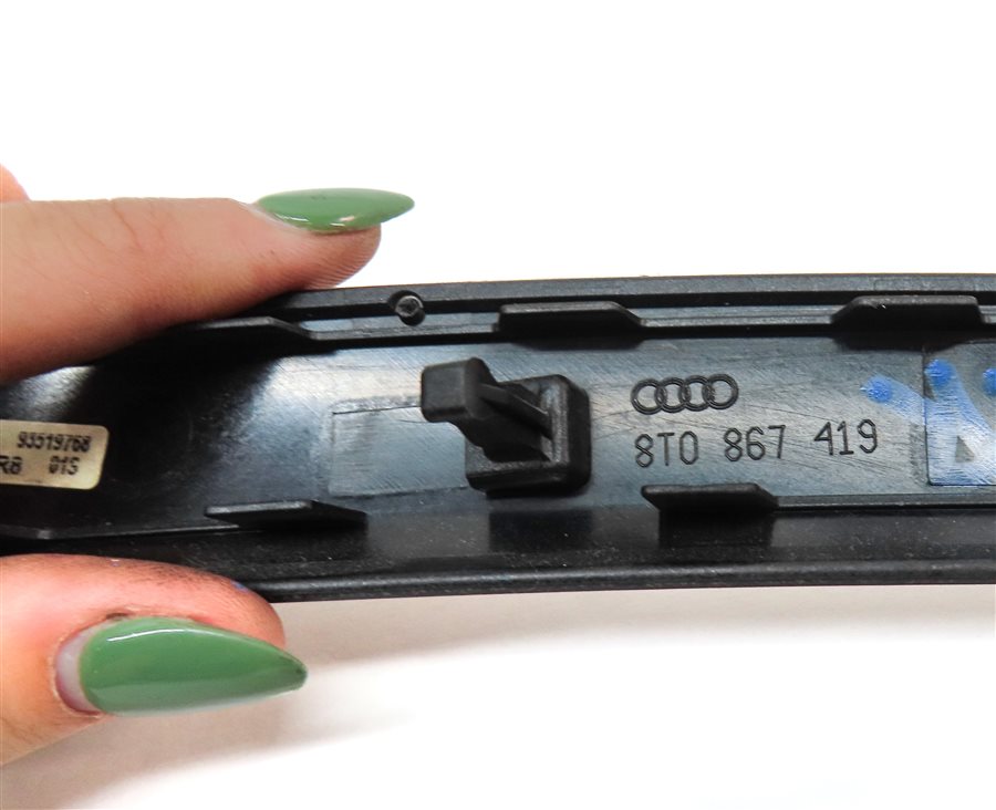 Thumbnail 10: 2013 AUDI A5 (B8 8T) 2.0L INTERIOR CENTER CONSOLE DOOR TRIM SET/5 (Trigon)