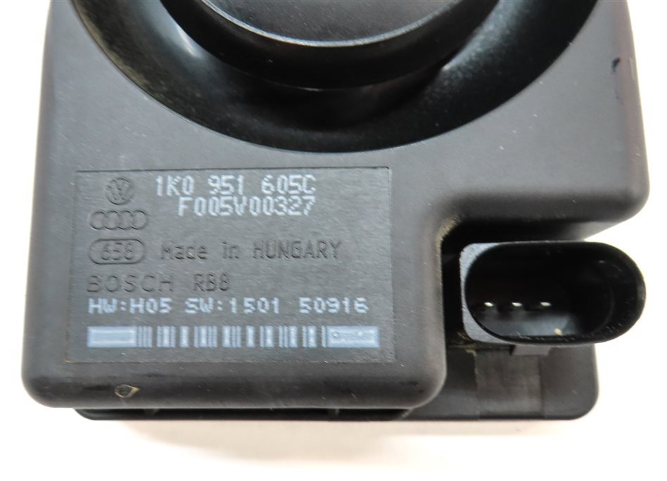 Thumbnail 4: 2016 AUDI Q3 (8U) EMERGENCY ANTI THEFT ALARM SIREN HORN LOUD SPEAKER