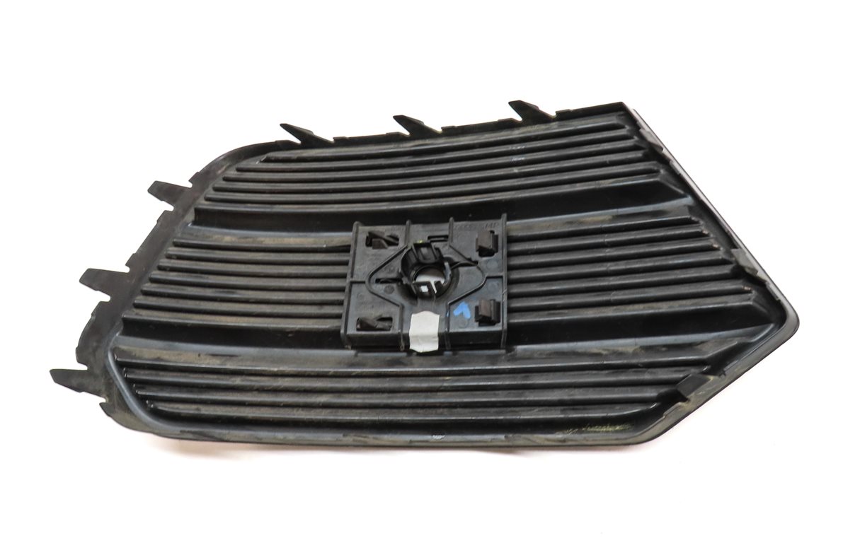 Thumbnail 7: 2016-2018 AUDI Q3 (8U) FRONT LEFT DRIVER LOWER BUMPER GRILLE TRIM