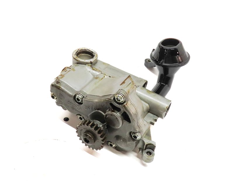 Thumbnail 1: 2016 AUDI Q3 (8U) 2.0L CCTA ENGINE OIL PUMP OIL FLUID PUMP w/ PICKUP TUBE