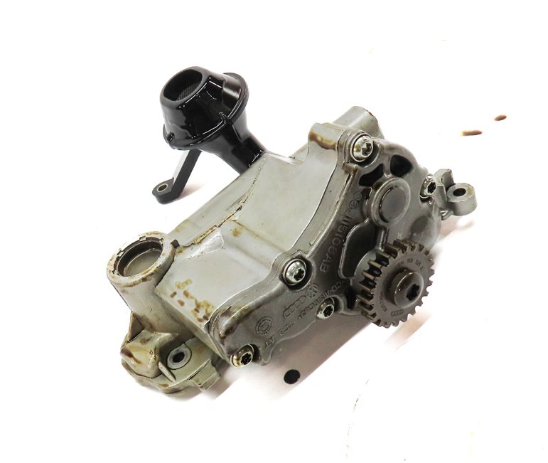 Thumbnail 3: 2016 AUDI Q3 (8U) 2.0L CCTA ENGINE OIL PUMP OIL FLUID PUMP w/ PICKUP TUBE