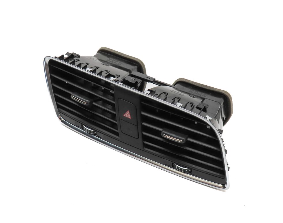 Thumbnail 1: 2016 AUDI Q3 (8U) FRONT CENTER DASH HEATER A/C AIR VENT w/ HAZARD SIGNAL SWITCH