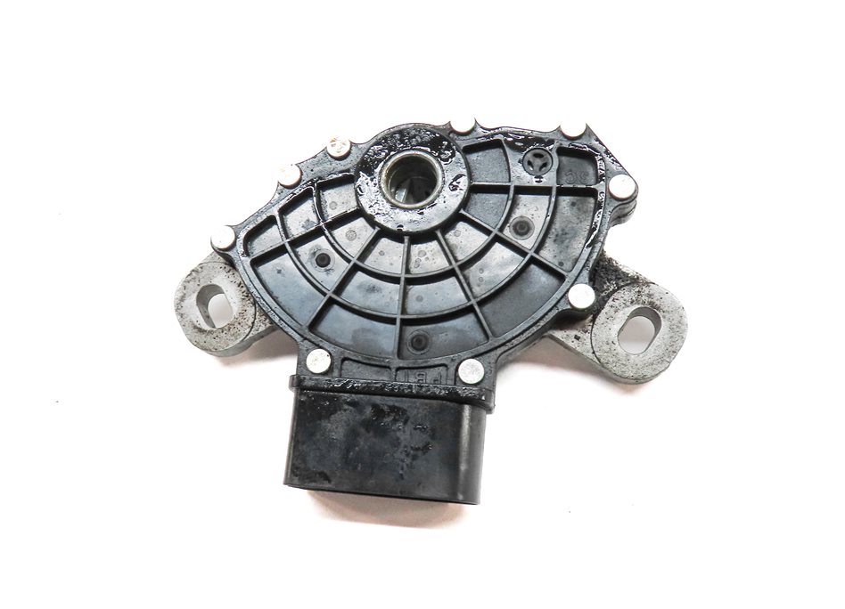 Thumbnail 2: 2016 AUDI Q3 (8U) A/T AUTO AUTOMATIC TRANSMISSION NEUTRAL SAFETY RANGE SWITCH