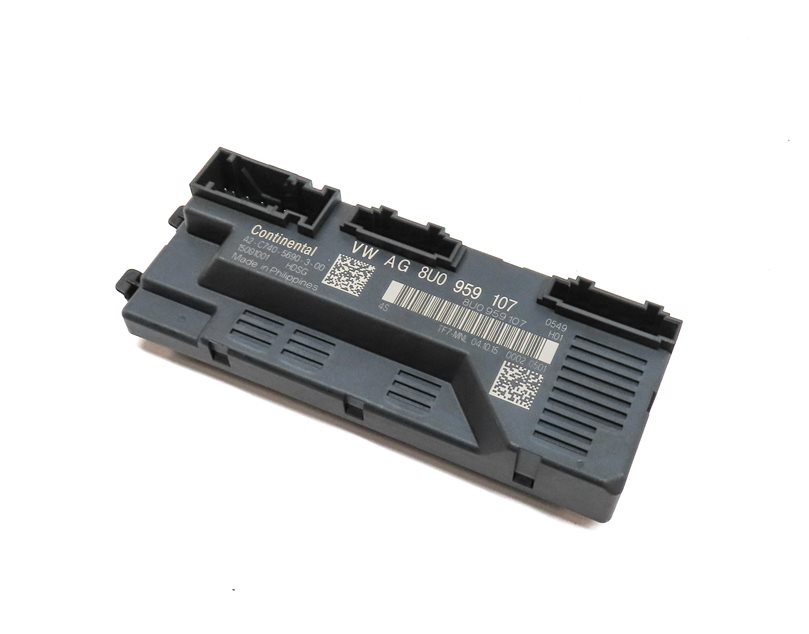 Thumbnail 1: 2015-2017 AUDI Q3 (8U) HATCH GATE TRUNK LIFT LIFTGATE CONTROL MODULE