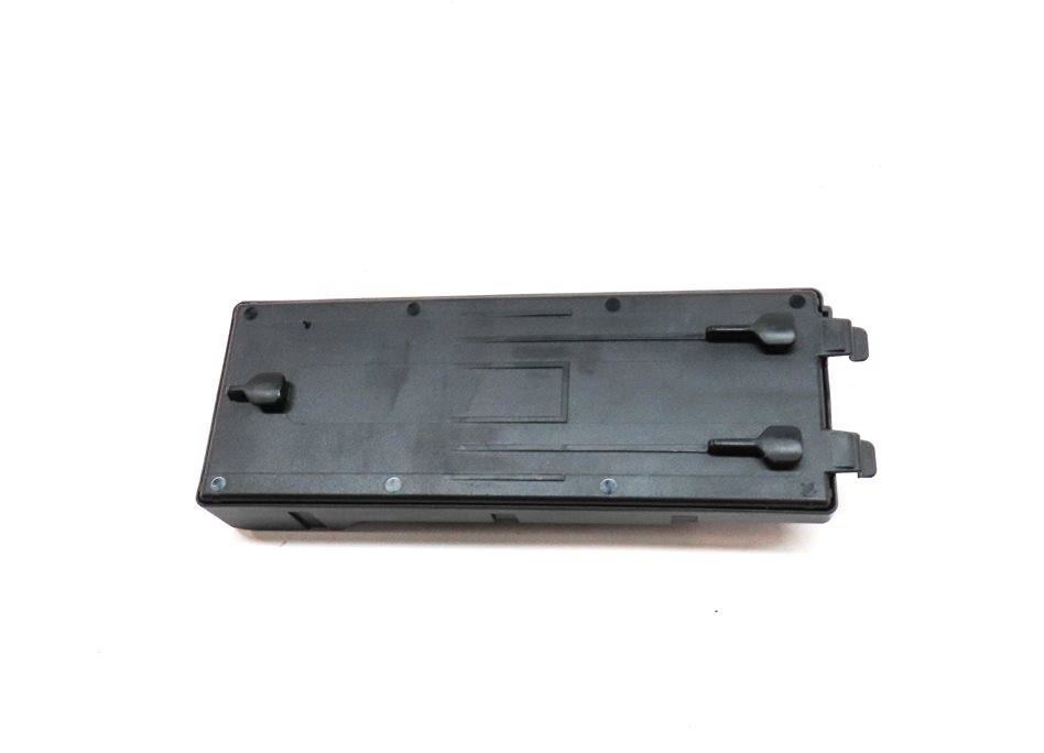 Thumbnail 5: 2015-2017 AUDI Q3 (8U) HATCH GATE TRUNK LIFT LIFTGATE CONTROL MODULE