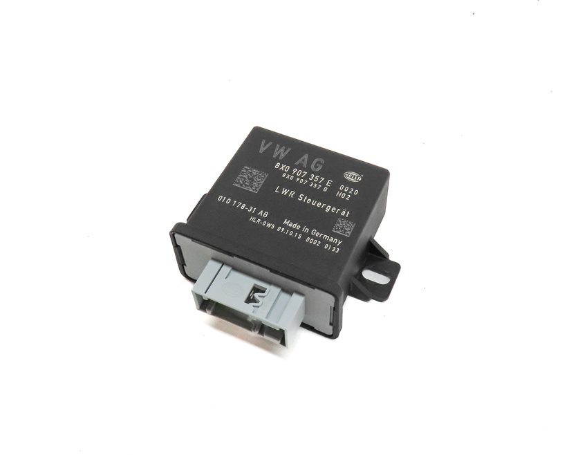 2016 AUDI Q3 (8U) HID XENON HEADLIGHT RANGE CONTROL MODULE