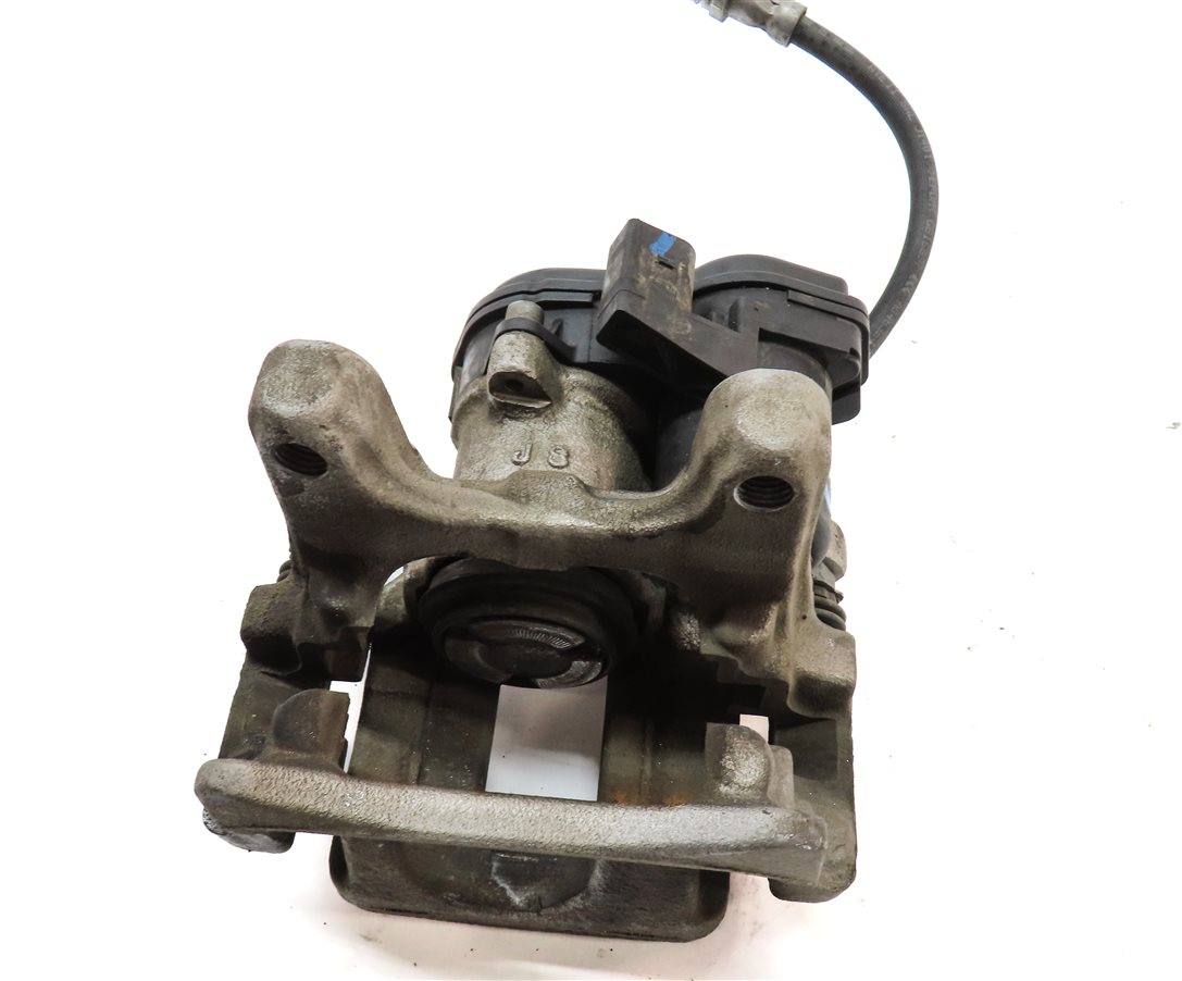 Thumbnail 6: 2016-2018 AUDI Q3 (8U) REAR RIGHT BRAKE CALIPER w/ ACTUATOR