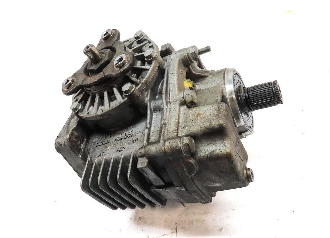 Thumbnail 2: 2009-2018 VW TIGUAN CC AUDI Q3 (8U) 2.0L AWD FRONT TRANSFER CASE ANGLE GEAR