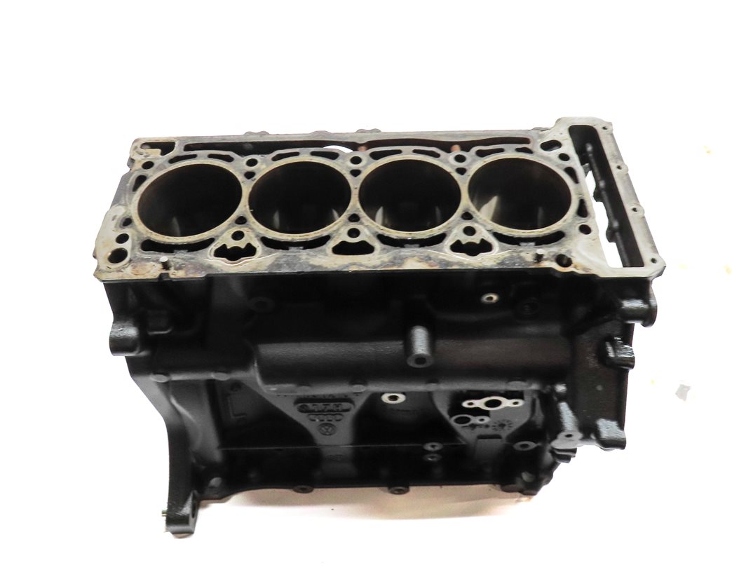 Thumbnail 5: 2014-2018 AUDI Q3 (8U) VW CC EOS TIGUAN 2.0L TURBO ENGINE CYLINDER BLOCK BARE