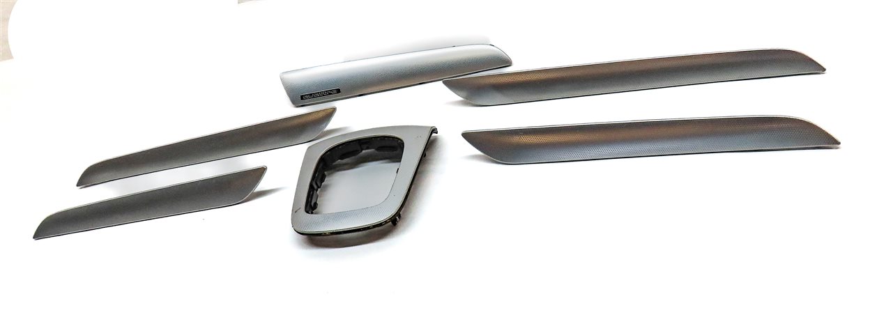 Thumbnail 2: 2016 AUDI Q3 (8U) DASH DOOR CONSOLE INTERIOR TRIM PANEL SET (Aluminium)