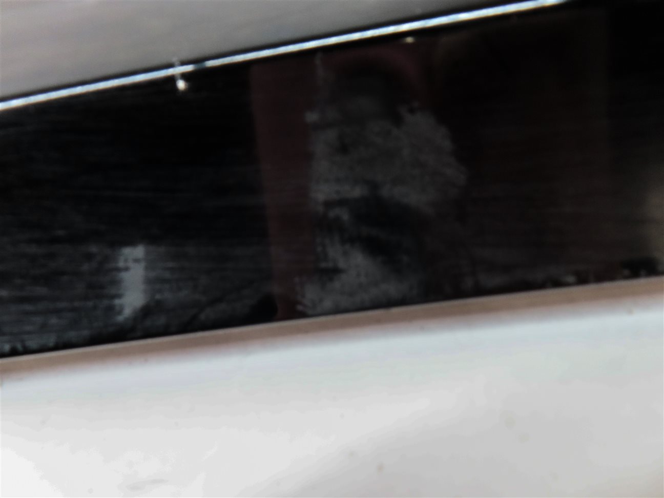 Thumbnail 9: 2016-2018 AUDI Q3 (8U) REAR LEFT DOOR LOWER MOULDING RUNNER TRIM (Black)