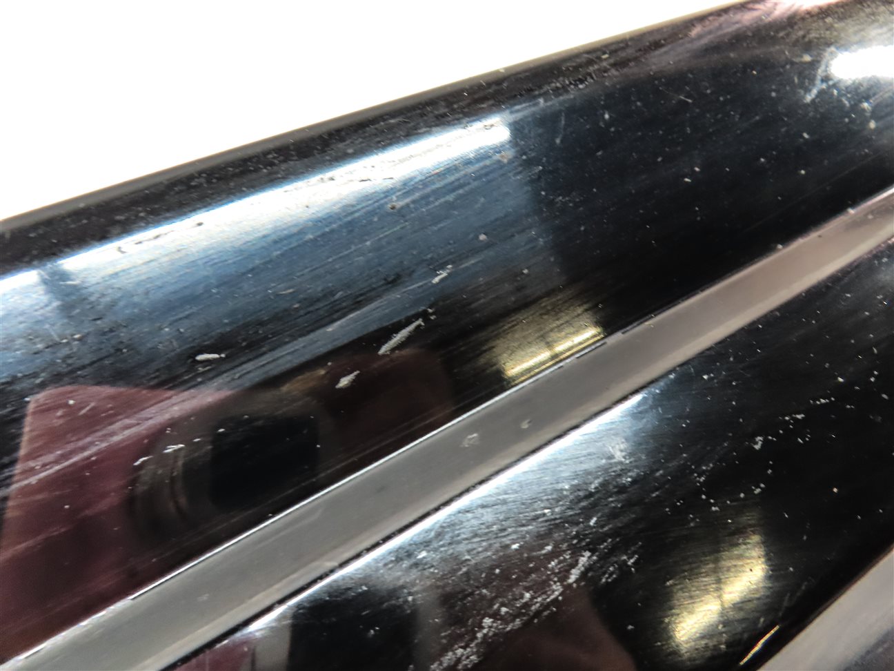 Thumbnail 7: 16-18 AUDI Q3 (8U) FRONT LEFT DRIVER LOWER DOOR RUNNER TRIM MOULDING (Black)