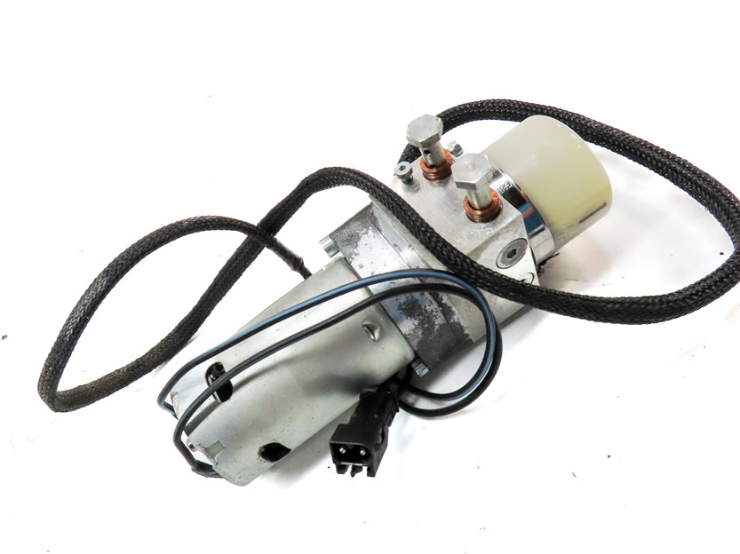 Thumbnail 3: 2007 BMW Z4 (E85) 3.0L CONVERTIBLE TOP HYDRAULIC CONTROL PUMP MOTOR