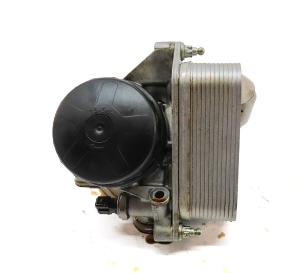 Thumbnail 2: 2007 BMW Z4 (E85) 3.0L (N52) ENGINE MOTOR OIL FLUID FILTER HOUSING w/ COOLER