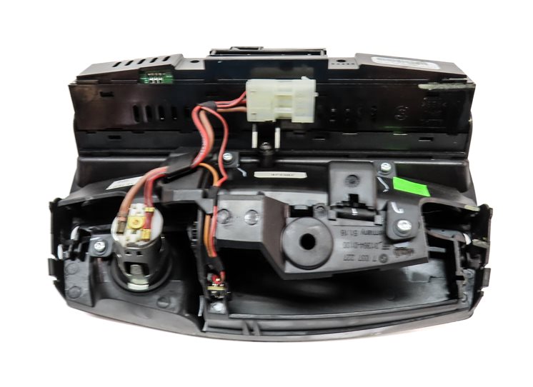 Thumbnail 5: 2007 BMW Z4 (E85) 3.0L FRONT CENTER CONSOLE ASHTRAY w/CONTROL SWITCH PANEL